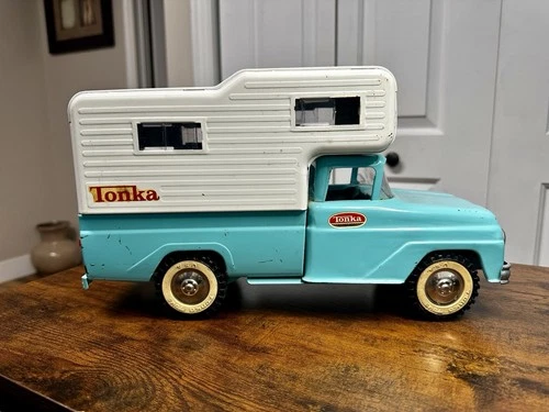 Tonka Vintage Camper pick up Truck 1960’s Toy Vehicle Turquoise