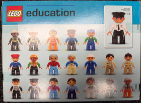 LEGO 9224 Education Community People Brand New Sealed ship worldwide