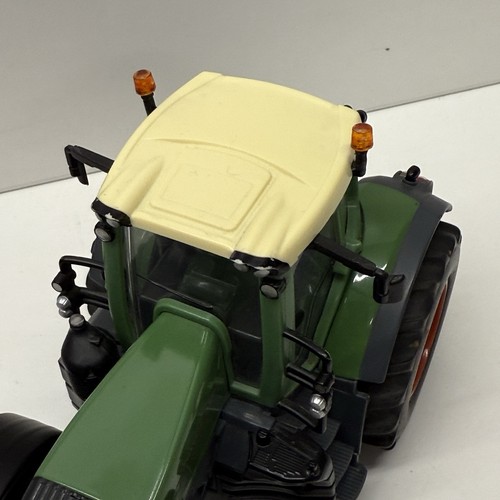 Siku Control 32 Fendt 939 Traktor Set und Fernsteuerung 1:32 - Bild 13 von 24