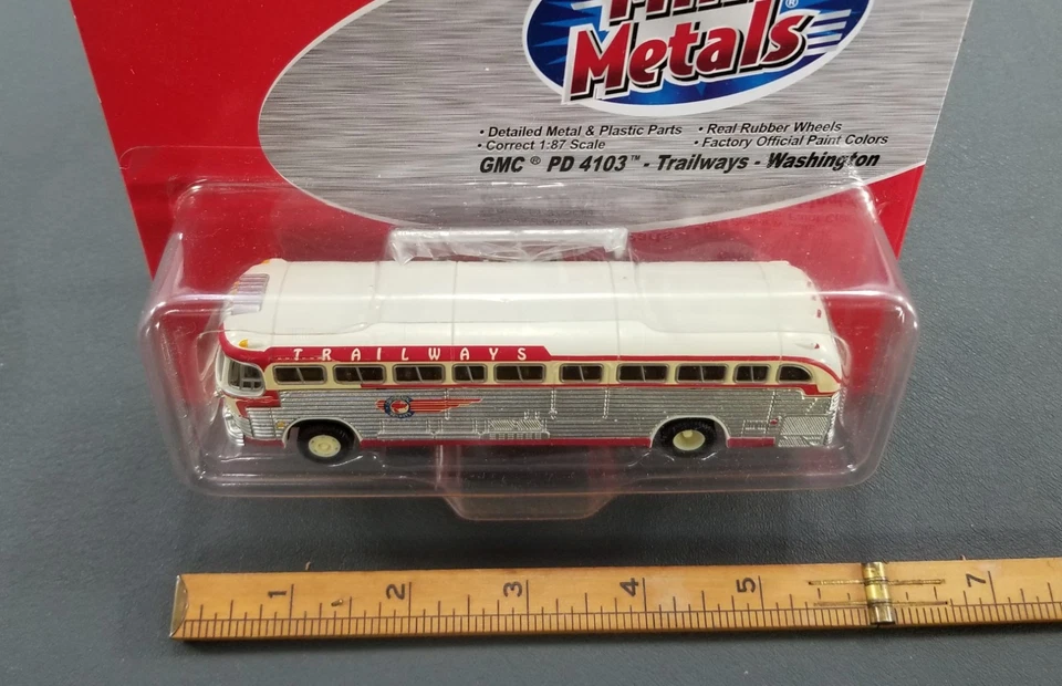 MINI METAL HO 1:87 GMC PD 4103 TRAILWAYS BUS DIECAST CLASSIC METAL WORKS - Image 2 of 4