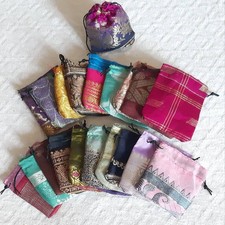 20 Gift Bags 8x8cm Fabric SILK SARI Favors Confetti Bioux