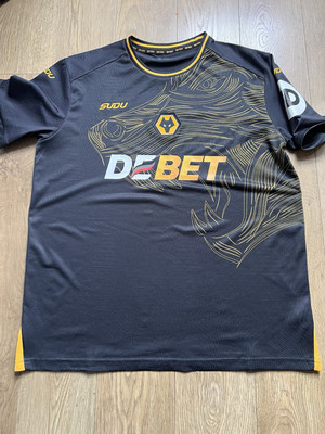 Wolverhampton Wanderers Sudu Auswärts Fußballtrikot 2024-25 Herren Extra Large