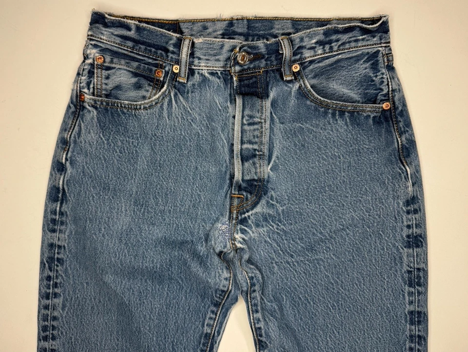 Jeans de mezclilla vintage Levi’s 501 botón mosca pierna recta 32 x 32* Foto 3 de 4