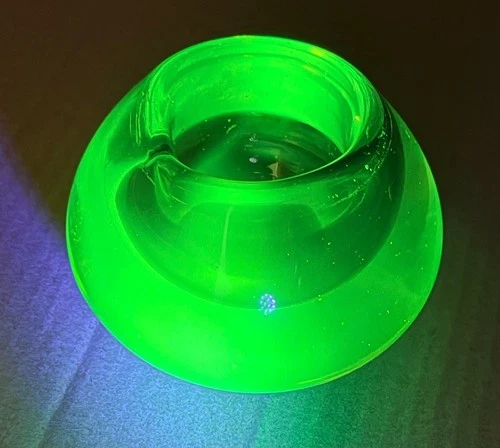 Vintage Murano Sommerso Uranium Glass Ashtray Mid Century Glows