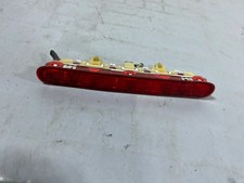 Troisième feu stop - Peugeot