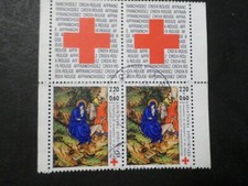 FRANCE 1987, PAIRE timbre 2498a avec VIGNETTES, Croix Rouge, oblitéré