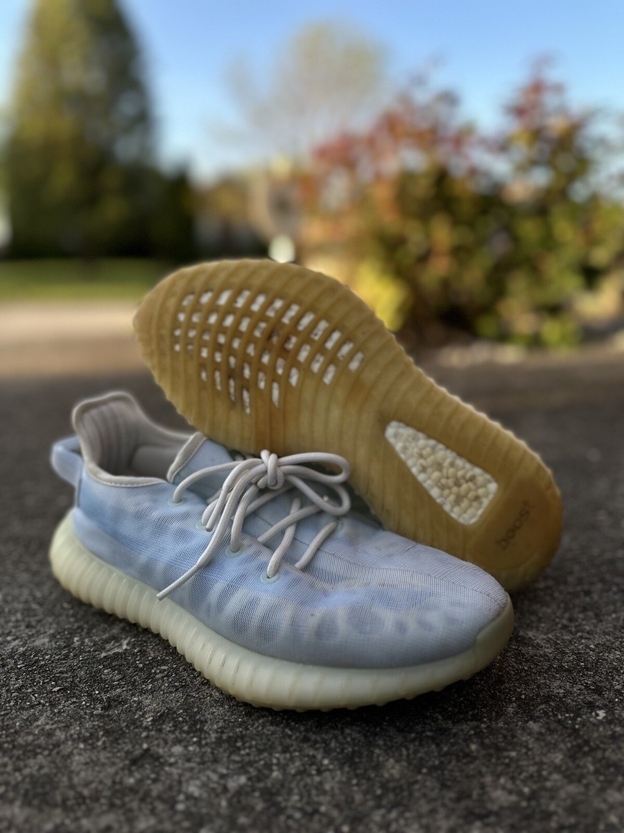 Sneakers Yeezy 350 V2 Releases 2021 V2 Mono Yeezy Shoe