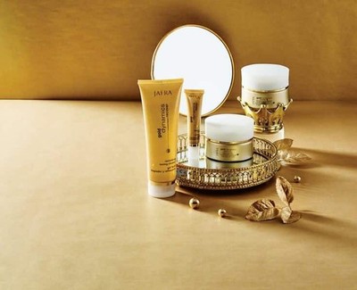 JAFRA Gold Dynamics Skin Care Set for Face