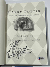 DANIEL RADCLIFFE SIGNED HARRY POTTER AND THE PRISONER OF AZKABAN BOOK BECKETT 15 DANIEL RADCLIFFE SIGNED HARRY POTTER AND THE PRISONER OF AZKABAN BOOK BECKETT 15