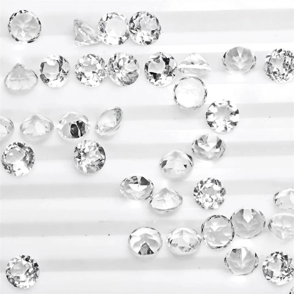 Venta al por mayor Lote de piedras preciosas calibradas sueltas de topacio blanco natural facetado redondo de 5 mm Foto 4 de 4