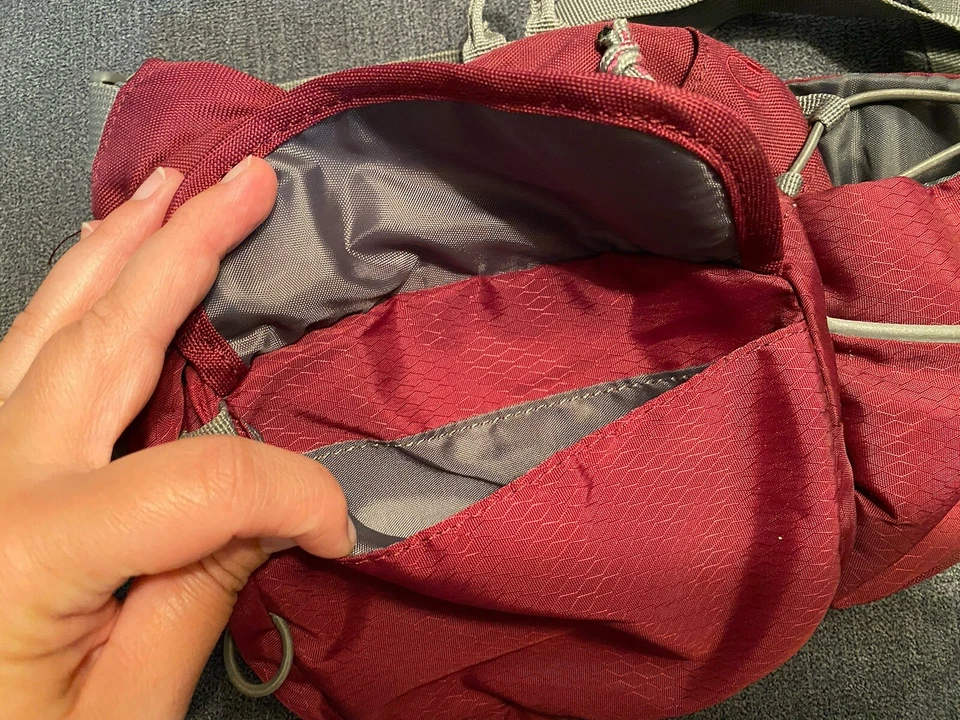 Riñonera rosa para senderismo productos de exterior Foto 2 de 4