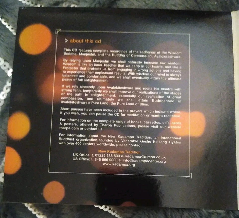 SONGS OF WISDOM & COMPASSION (Buddhist Prayers For A Good Heart) 12 track CD Foto 2 de 4