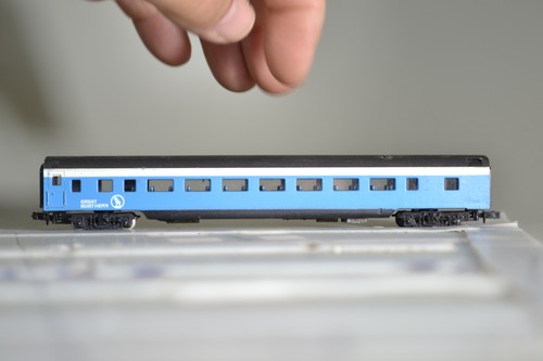 VAGÓN DE PASAJEROS CON COR 80263 ESCALA N GN GREAT NORTH BIG SKY BLUE | Zustand: Used