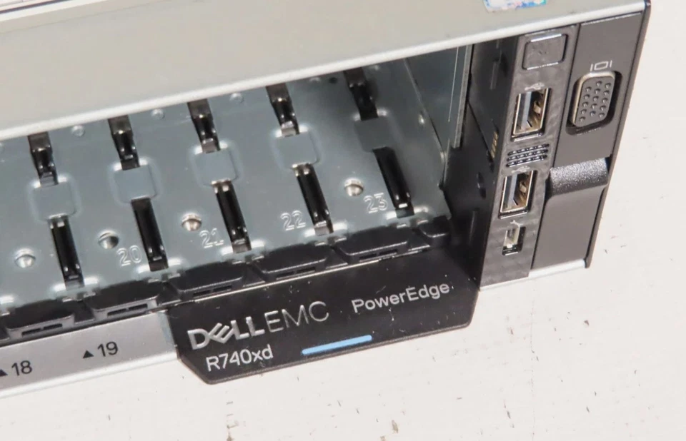 Dell PowerEdge R740xd 24SFF 2x Gold 6132 2.6GHz / 64gb / H730p / 2x 1100w - Image 2 of 4