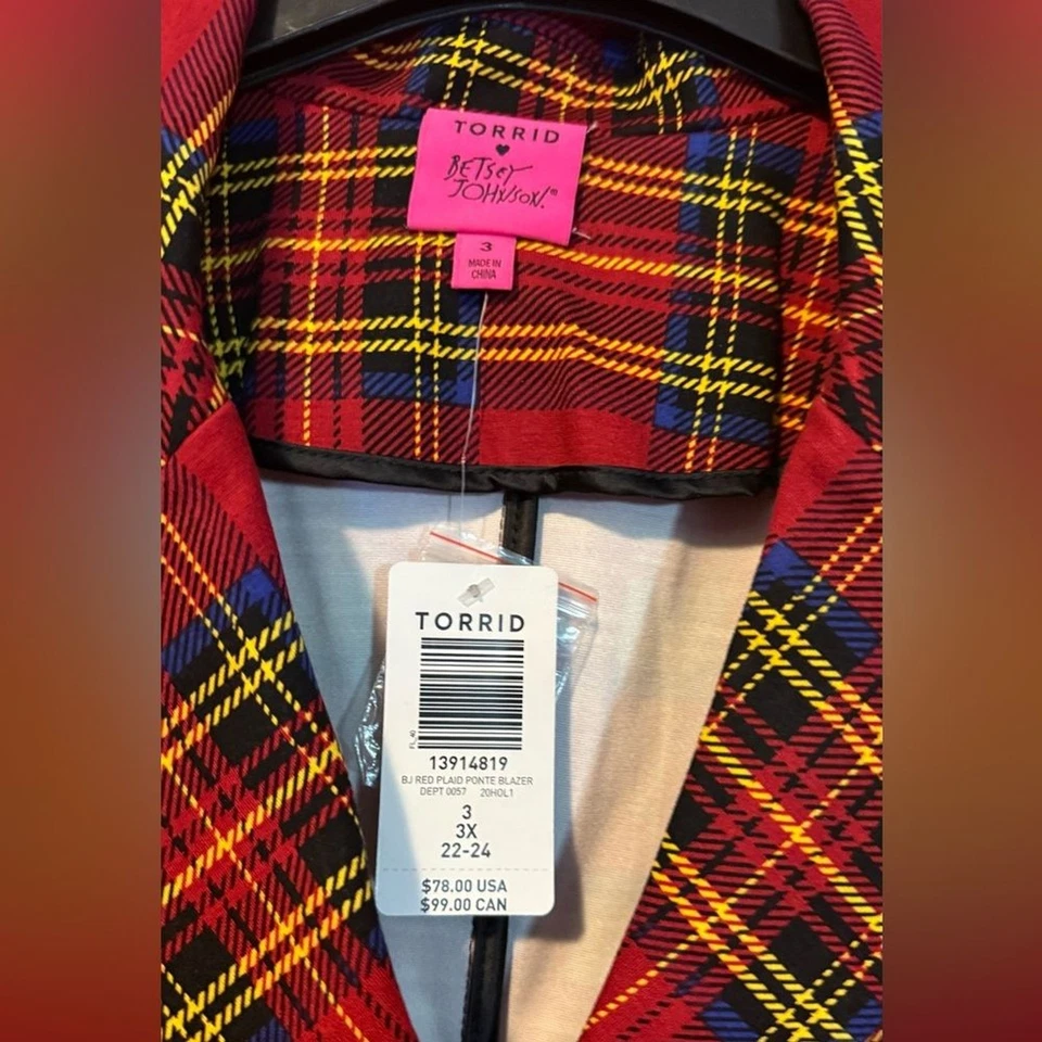 Chaqueta Blazer Betsey Johnson X Torrid Roja a Cuadros Ponte Talla 3X 22/24 Nueva con Etiquetas Foto 3 de 4