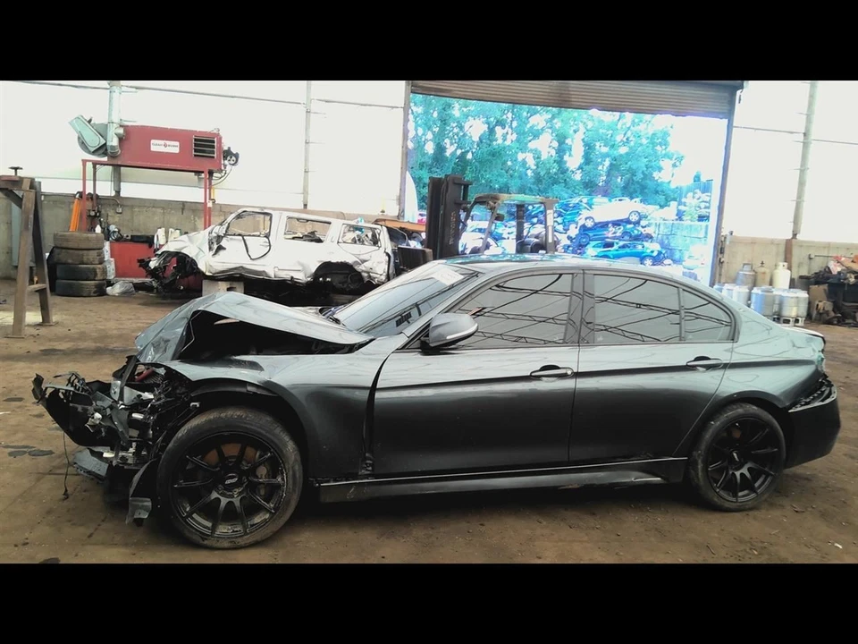 AC Compressor Turbo Fits 11-19 BMW X6 6678901 - Image 4 of 4