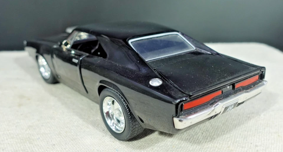 Dodge Charger Fast & Furious de Jada Toys 1/24 Foto 4 de 4