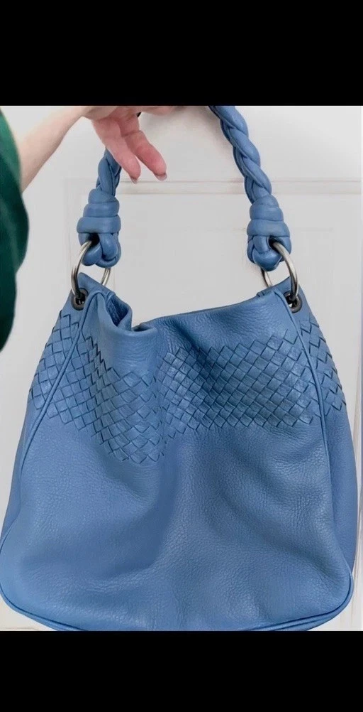 Bottega Veneta — Bottega Veneta Vntg. peri-blue intreciatto vntg.hobo/DB/mirror