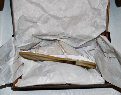 NIB Vionic Women's White Prism Sparkle Strappy Slip-On Comfort Sandal sz 6 Wide - Picture 10 of 12