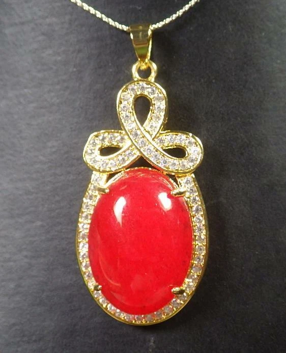 VETEMENTS Collana con ciondolo originale giada rossa cabochon zirconi nodo portafortuna fiore 18 kgp