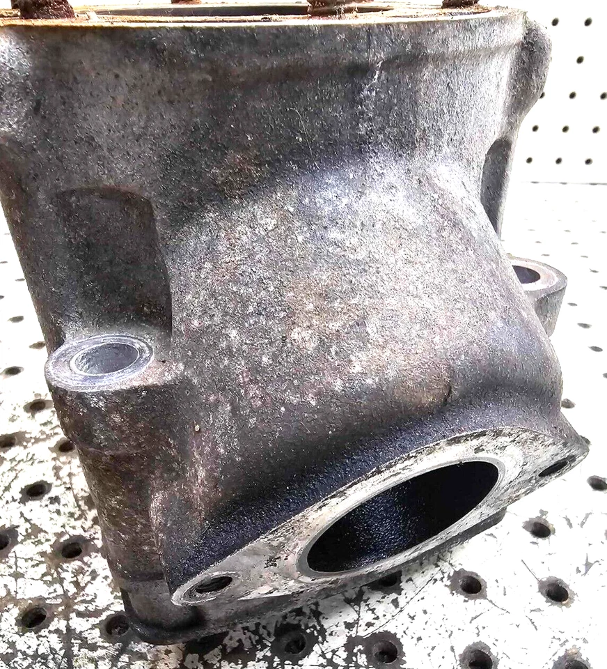 1997-2001 Yamaha Snowmobile Vmax XT XTC SX VT 500 Cylinder 8CJ-11311-00-00 Core - Imagem 2 de 4