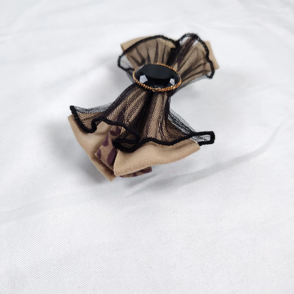 Cordón de pelo vintage con moño de coqueta oscuro hecho en Francia piedra de vidrio de encaje Foto 3 de 4