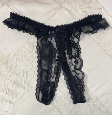 VINTAGE FREDERICKS OF HOLLYWOOD BLACK LACE THONG PANTY OS Crotchless Mesh 4B1
