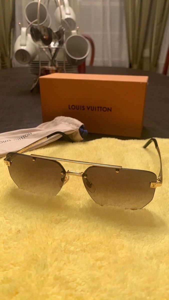 Louis Vuitton アビエーターサングラス ゴールド LOUIS VUITTON Damier Ebene Conspiration Pilote Aviator