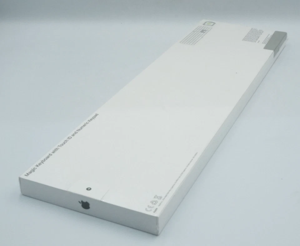 Apple Magic Keyboard with Touch ID A2520 MK2C3LL/A - Image 2 of 3