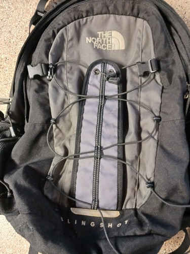 The North Face Slingshot Backpack Black Padded Large Compartments Bungee Cord - Picture 2 of 5