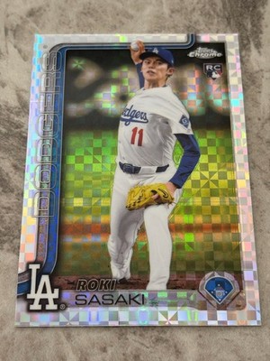 Topps Chrome 2025 Baseballkarte Roki Sasaki #217 RC X-Fractor Dodgers