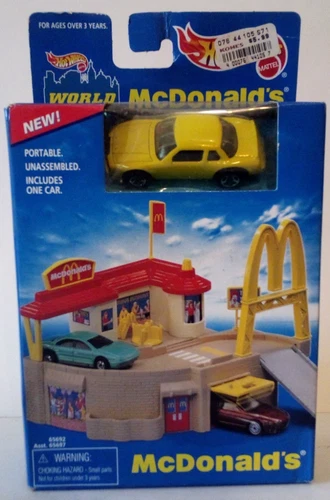 VTG 1996 HOT WHEELS WORLD MCDONALDS PLAYSET 65692 NEW NIB aj