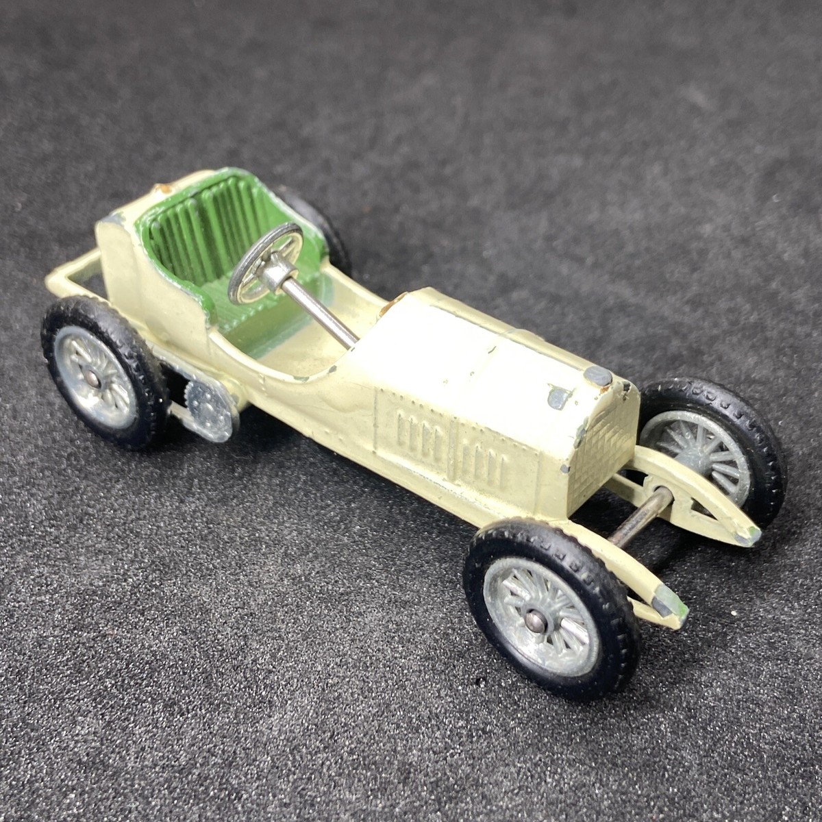 Matchbox by Lesney - 1908 GP Mercedes - No 10 - Cream - Made in