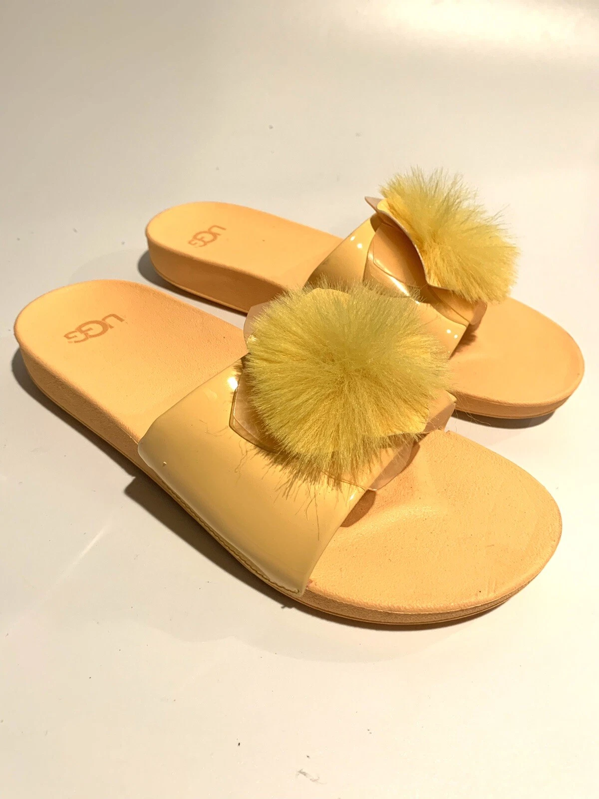 Sandali UGG Australia Arancione Pelliccia Slides Youth Taglia 4 Nuovi Senza Scatola