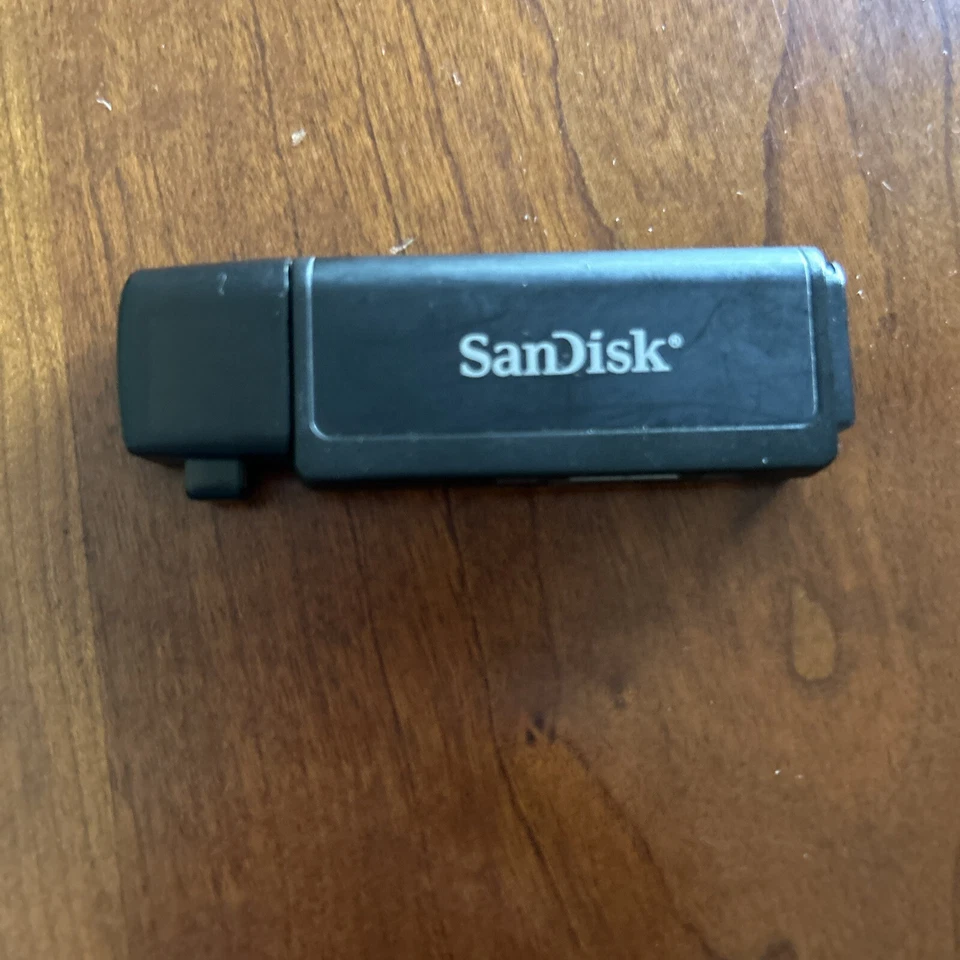 SanDisk MobileMate SD Plus Memory Card Reader - Image 3 of 4
