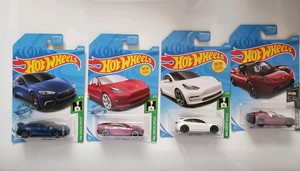 Details About 2019 Hot Wheels Tesla Model 3 Roadster Starman Model S Lot Of 4 Diecast Cars