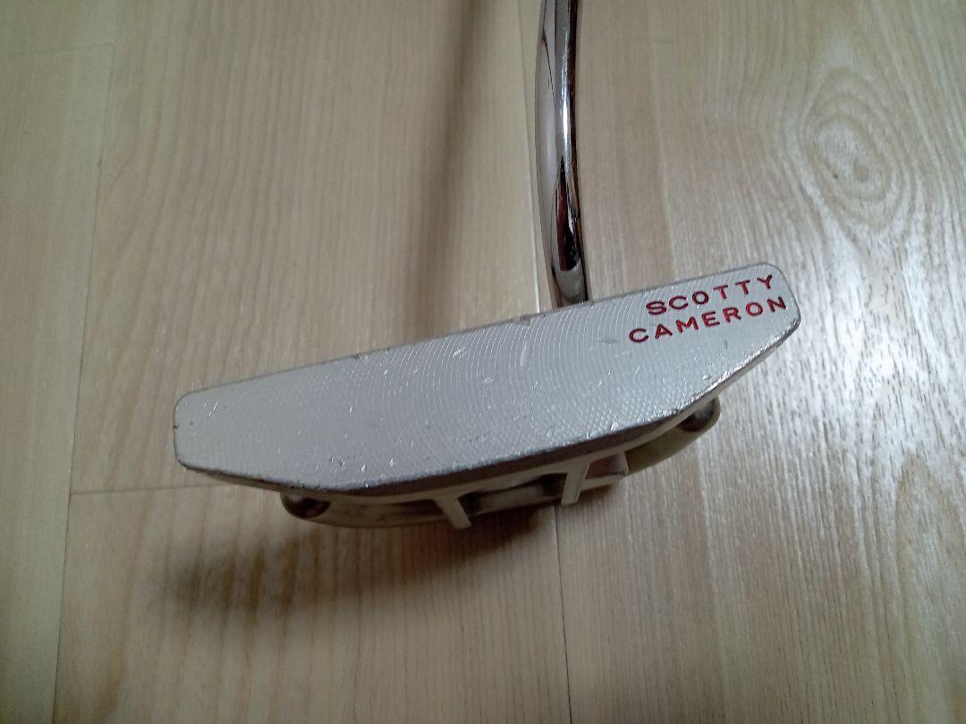 Scotty Cameron Futura 33in Golf Putter Right Silver Shaft Red Grip