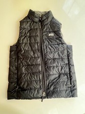 Rei Co-Op Down Vest Youth Medium Blac Puffer Quilted Hiking Full Zip Pockets