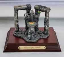 Tudor Mint Myth & Magic "Summoning The Elements" Pewter Wizard Figurine #3033