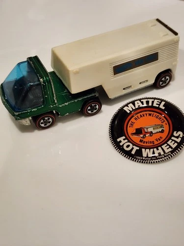 1969 Hot Wheels Redline HEAVYWEIGHTS - MOVING VAN-  Green - One Owner- Button