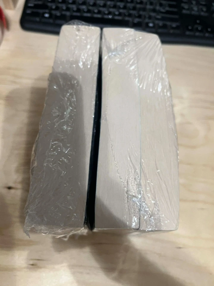 DAUGHTER OF SMOKE ,FANTASY TRILOGY Set of 3 by LAINI TAYLOR Paperback Foto 4 de 4