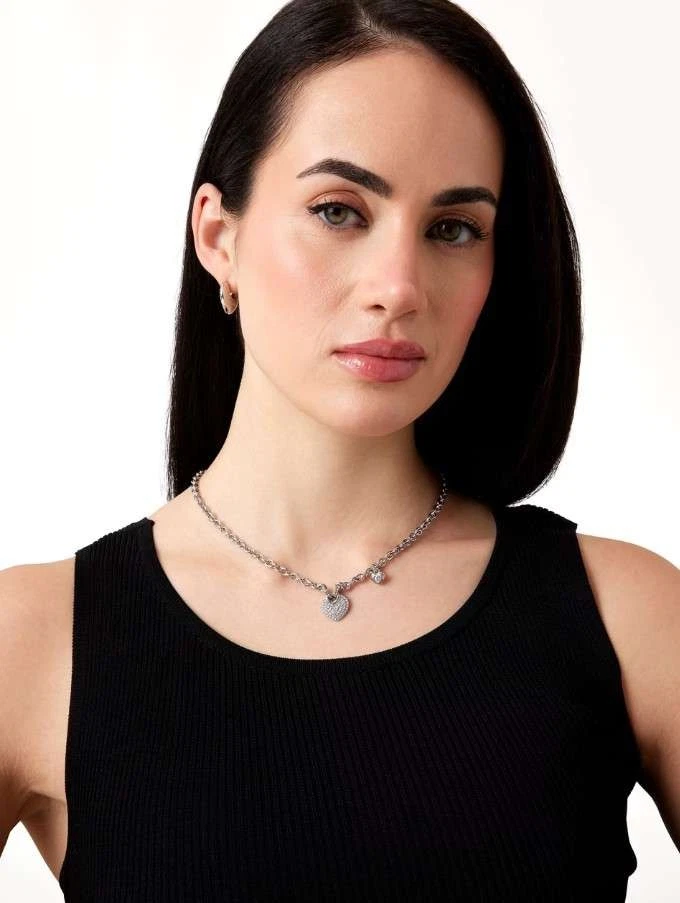 Collana donna Guess con cuori di zirconi bianchi in acciaio JUBN05212JW - Immagine 3 di 4