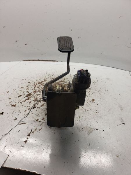 CAMRY     2005 Accelerator Parts 1143572