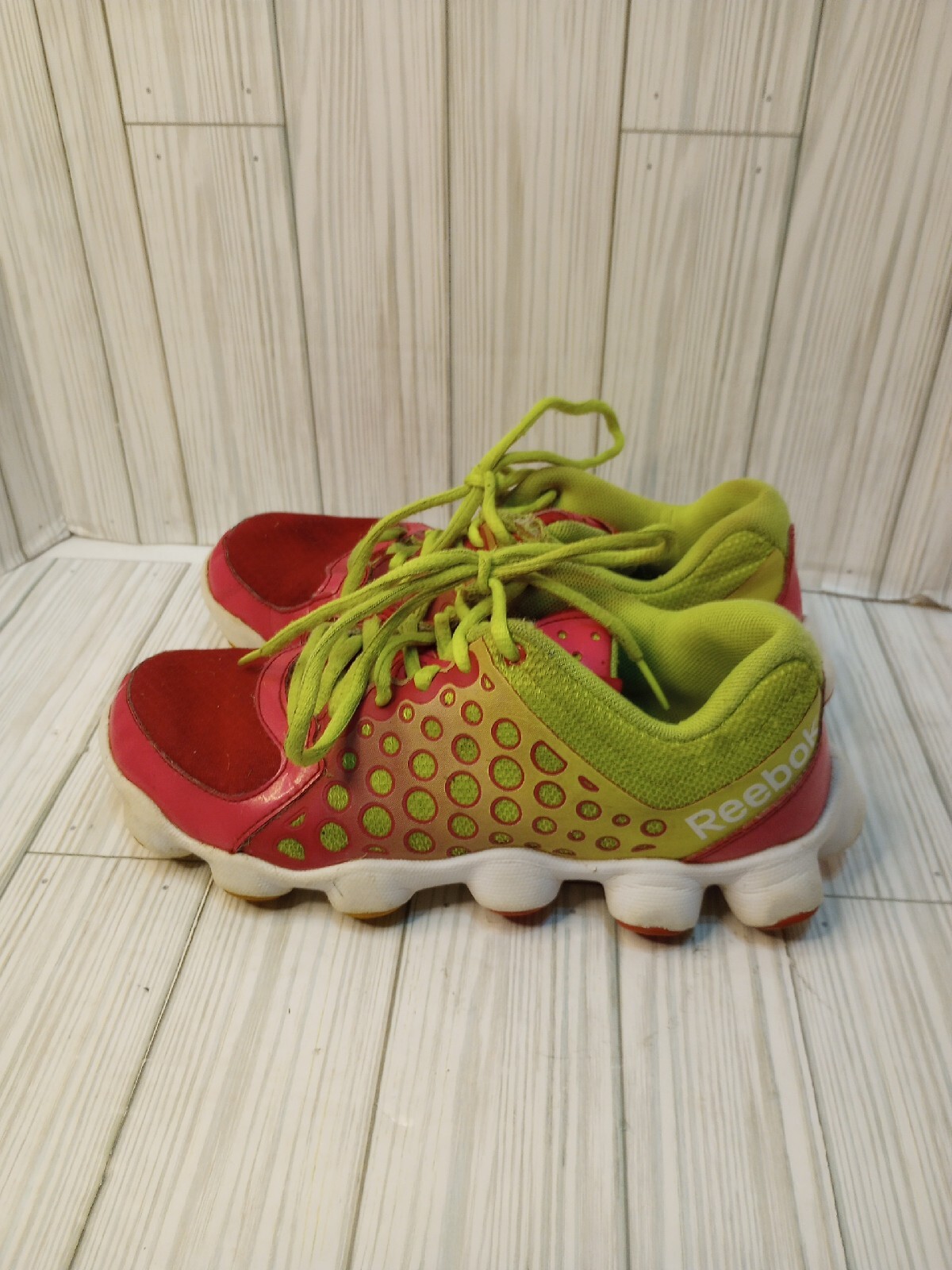 Reebok Running Shoes Women's Size 4.5-image