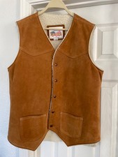 Vintage Excelled suede sherpa vest. Size L.
