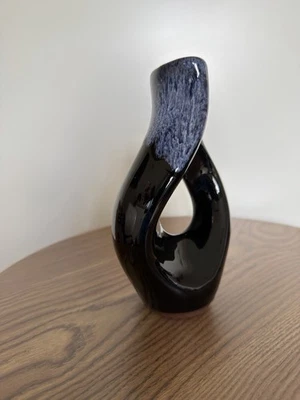 Keramikvase Bulgaria – modernistische Form mit Öffnung – Dekovase - Bild 1 von 4