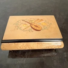Vtg Sorrento Italian Inlaid Wood Sankyo Music Box "Funiculi Funicula" Burl Bombe
