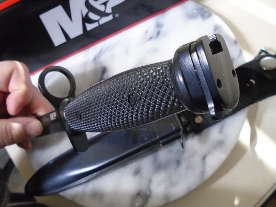 Smith & Wesson M&P Dagger Fixed Blade Knife Dual Edge Bayonet 11 3/4" OA 1145783 - Image 3 of 4