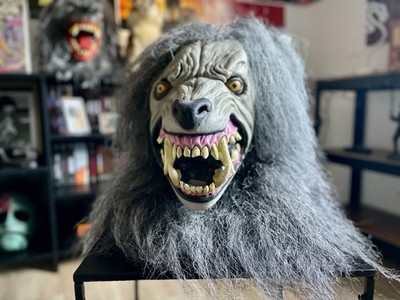 Trick or Treat Studios American Werewolf In London The Werewolf Mask RARE