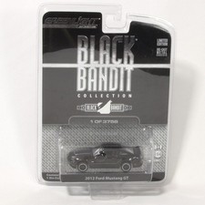 Greenlight Black Bandit Collection 1:64 Scale Diecast 2012 Ford Mustang GT NEW